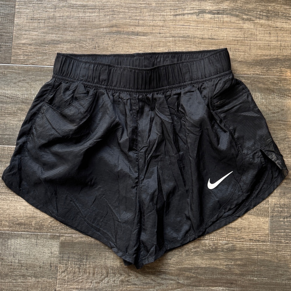 Nike running shorts black M